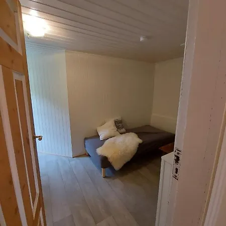 Huset Med Utsikt Til Innsjoen -8 Min Til Sentrum Appartamento Gjøvik